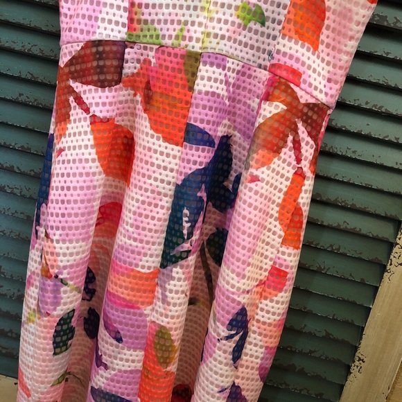 Trina Turk Dress size small worn once - Picture 8 of 9